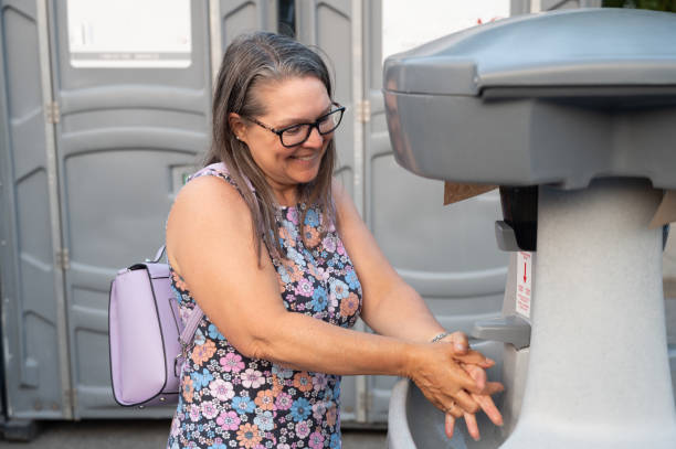 Best Best portable toilet rental  in Clarkston, WA